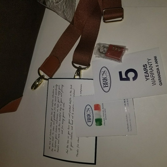 BRIC'S - Picture 5 of 8